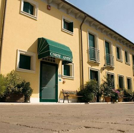 Albergo Corte Antica Villafranca di Verona Exteriör bild