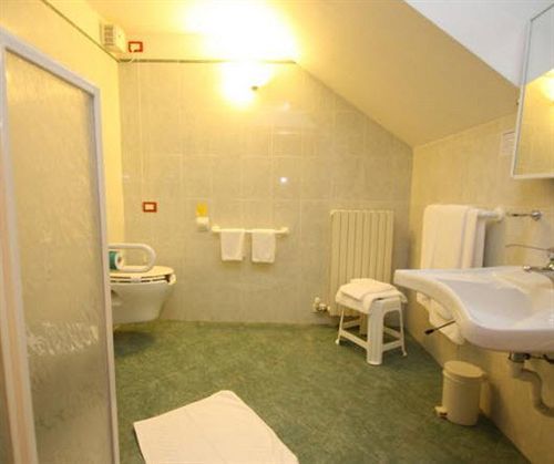 Albergo Corte Antica Villafranca di Verona Exteriör bild
