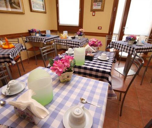 Albergo Corte Antica Villafranca di Verona Exteriör bild